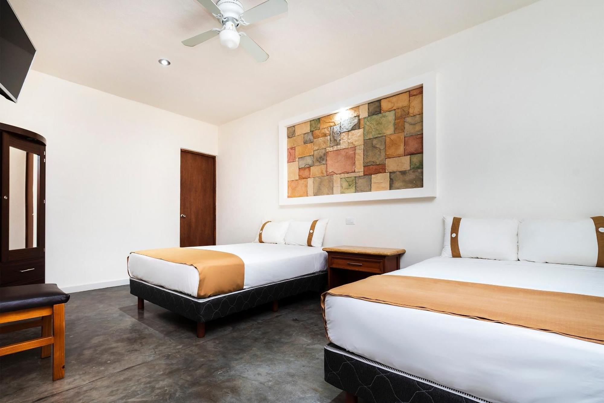 Capital O Hotel Joyma Suites, San Luis San Luis Potosi Ngoại thất bức ảnh