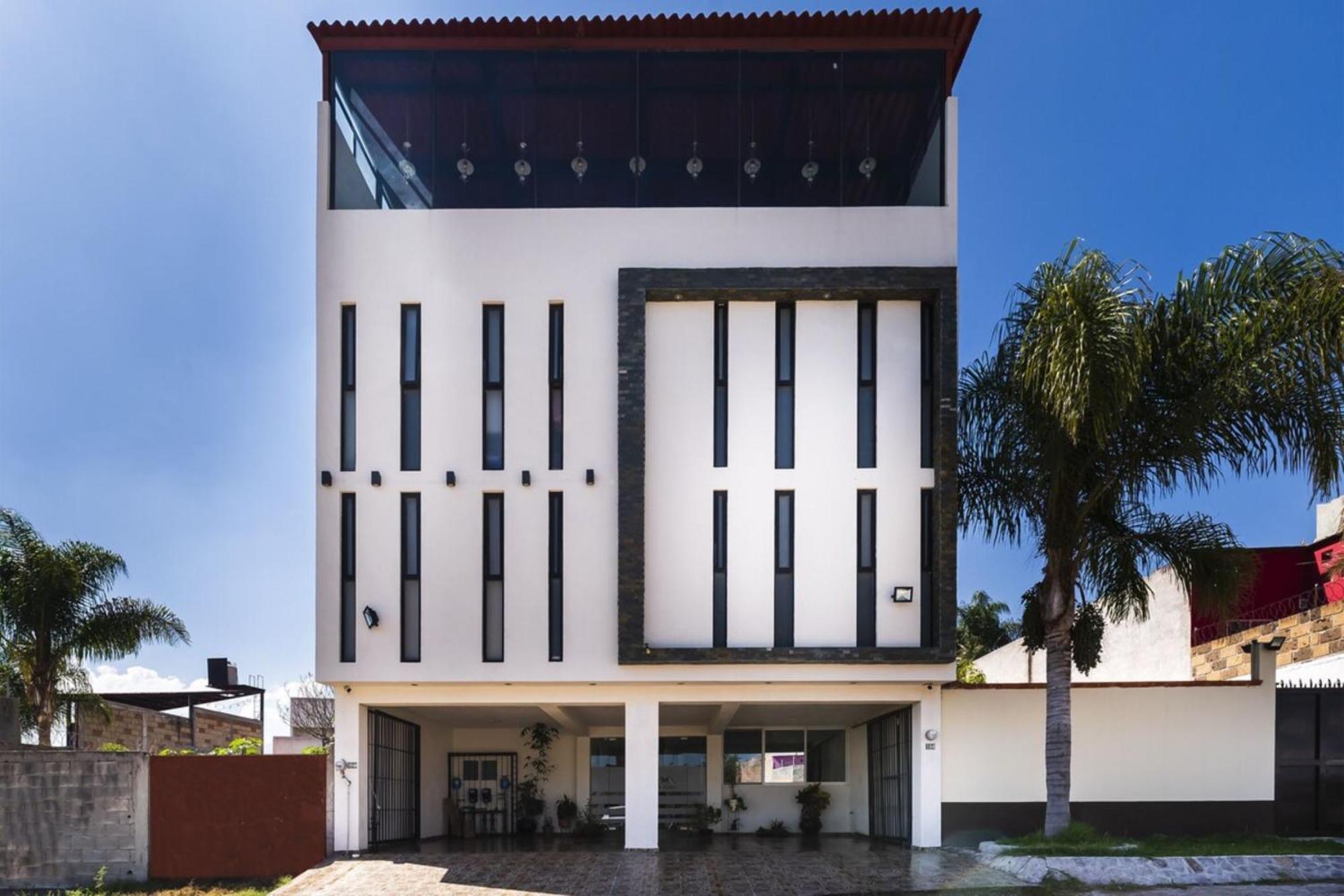 Capital O Hotel Joyma Suites, San Luis San Luis Potosi Ngoại thất bức ảnh